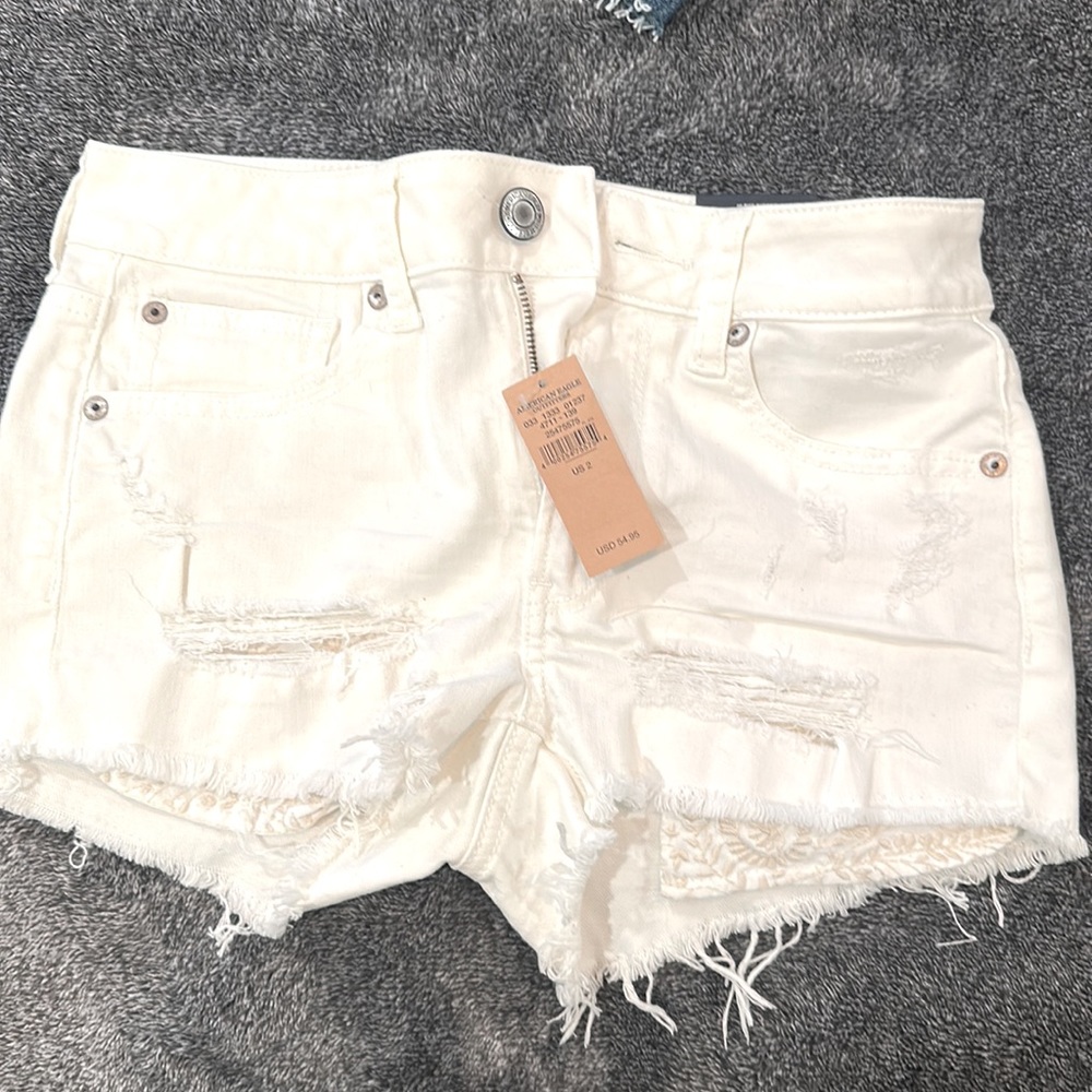 Never worn American Eagle hi- rise shortie shorts